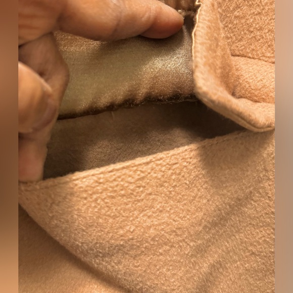 Jacob Women's Classic Tan Winter Trench Coat - Picture 6 of 9